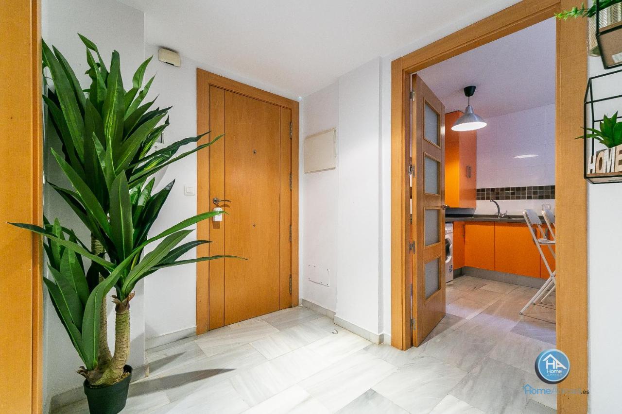 Malaga Boutique Stay - Carlos Haya Area With Parking Exterior foto
